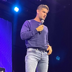 adrianmarcelo_